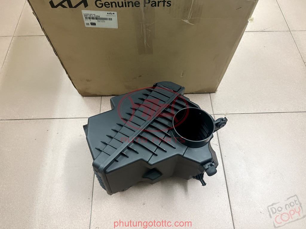 Công tắc mở nắp bình xăng Santafe 2012 815902W000