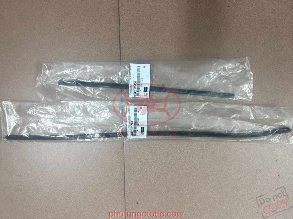 Lưỡi chổi gạt mưa trước Sedona/Santafe/Tucson 2014-2019 (98351B1000 - 98361B1000)