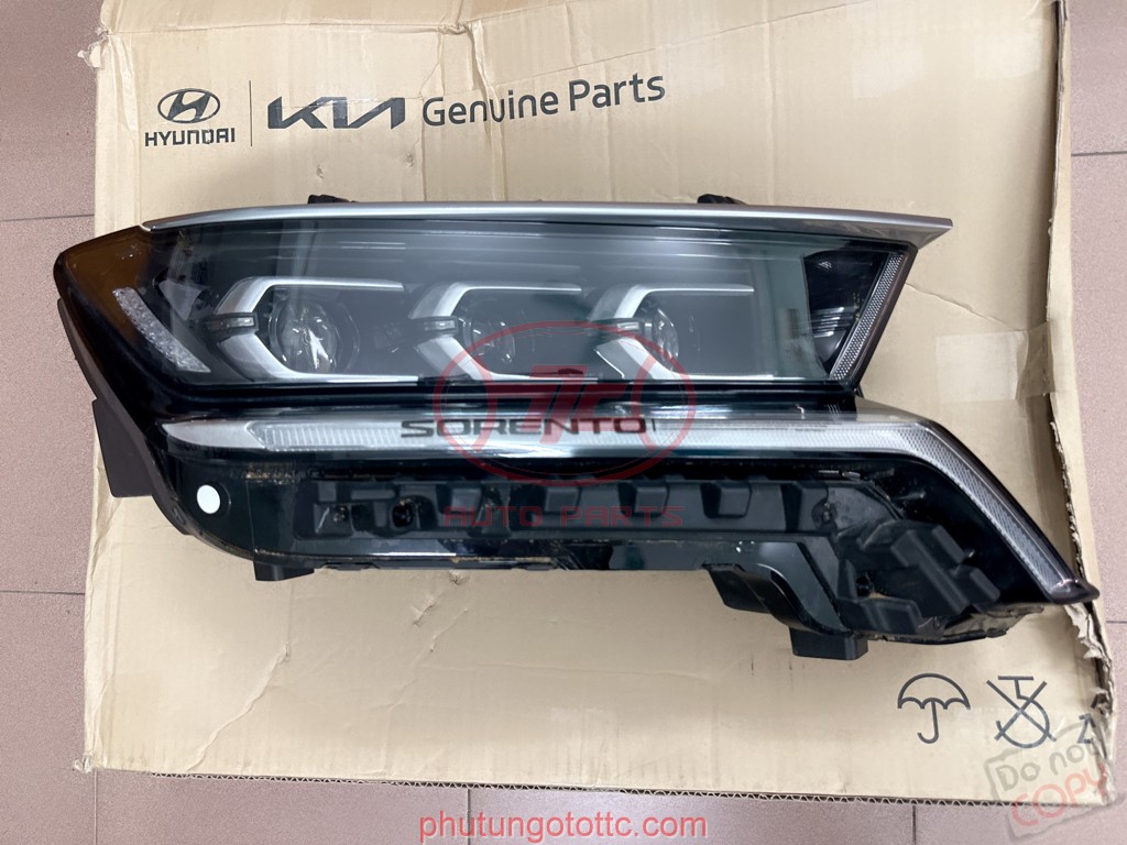 Ốp ba đờ xốc trước giữa Sorento 2022 86577P2011 - 86577P2001