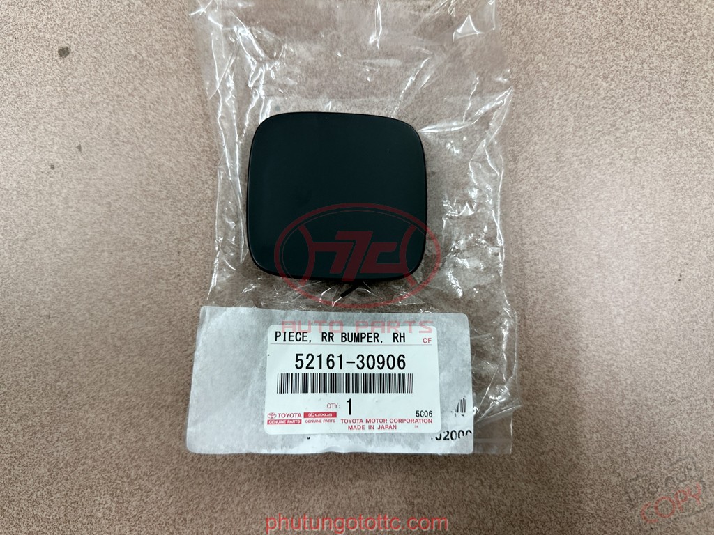 Nắp đậy móc kéo xe ba đờ xốc sau Lexus ES350 (RH (5216130906)