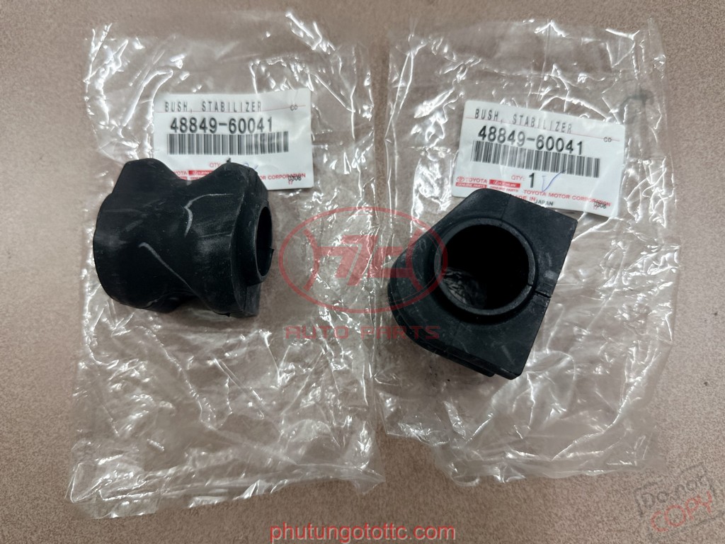 Cao su cân bằng trước ốp vào thanh giằng Lexus GX460 2010 (4881560320)