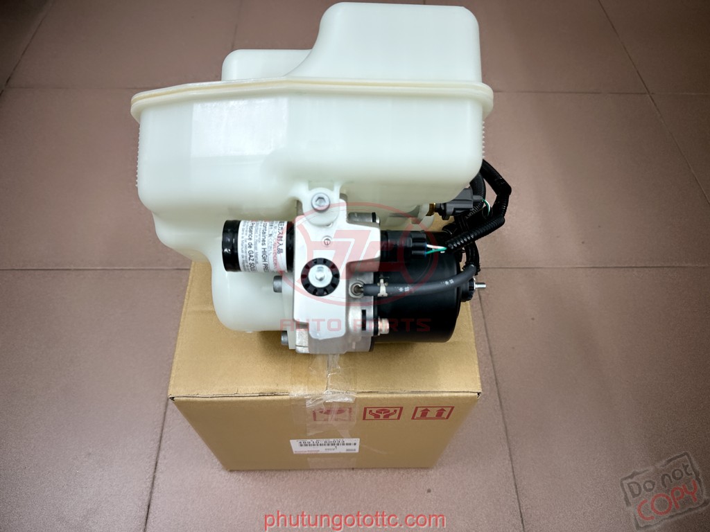 Bơm hơi nâng gầm LX570 (4891060030)