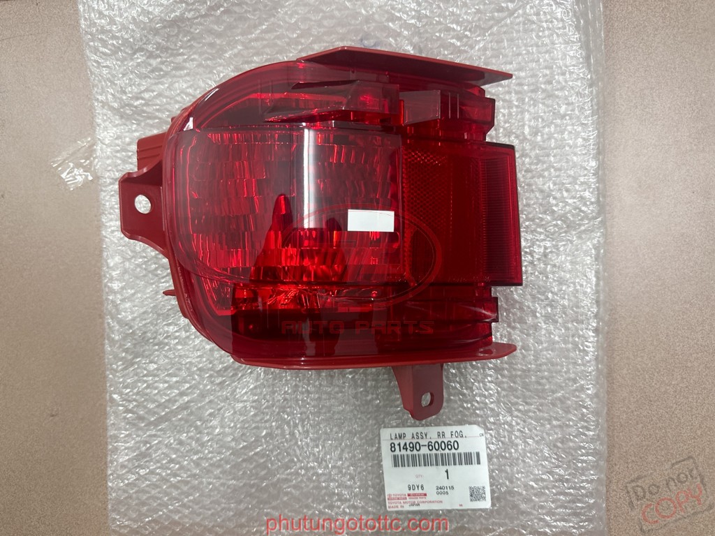 Đèn cản sau Lexus LX570 2012-2013 (8145660050)