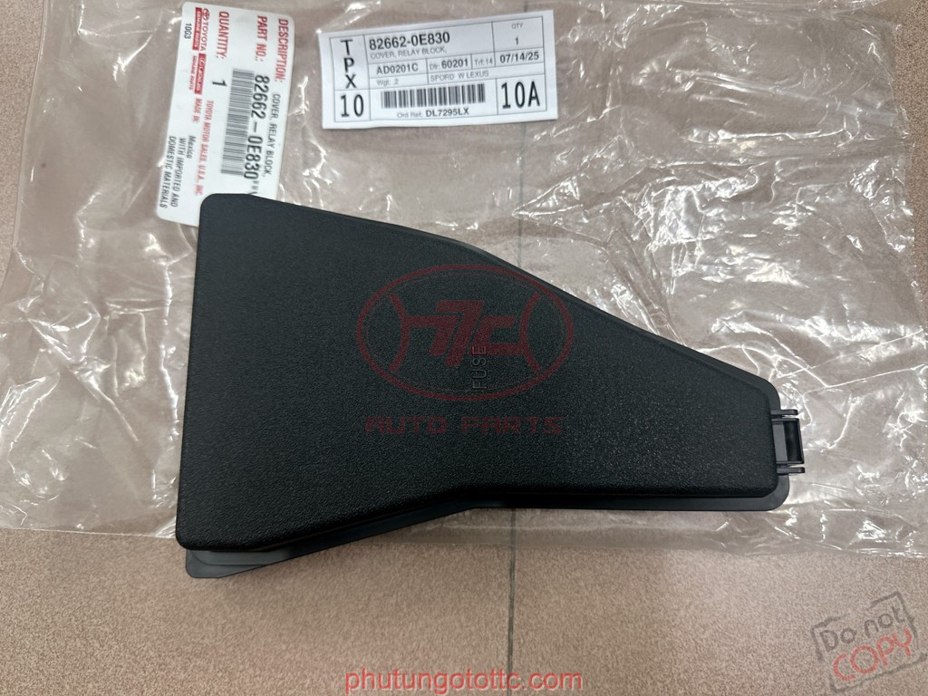 Nắp hộp cầu chì tổng Lexus RX500H 2023 (826620E830)
