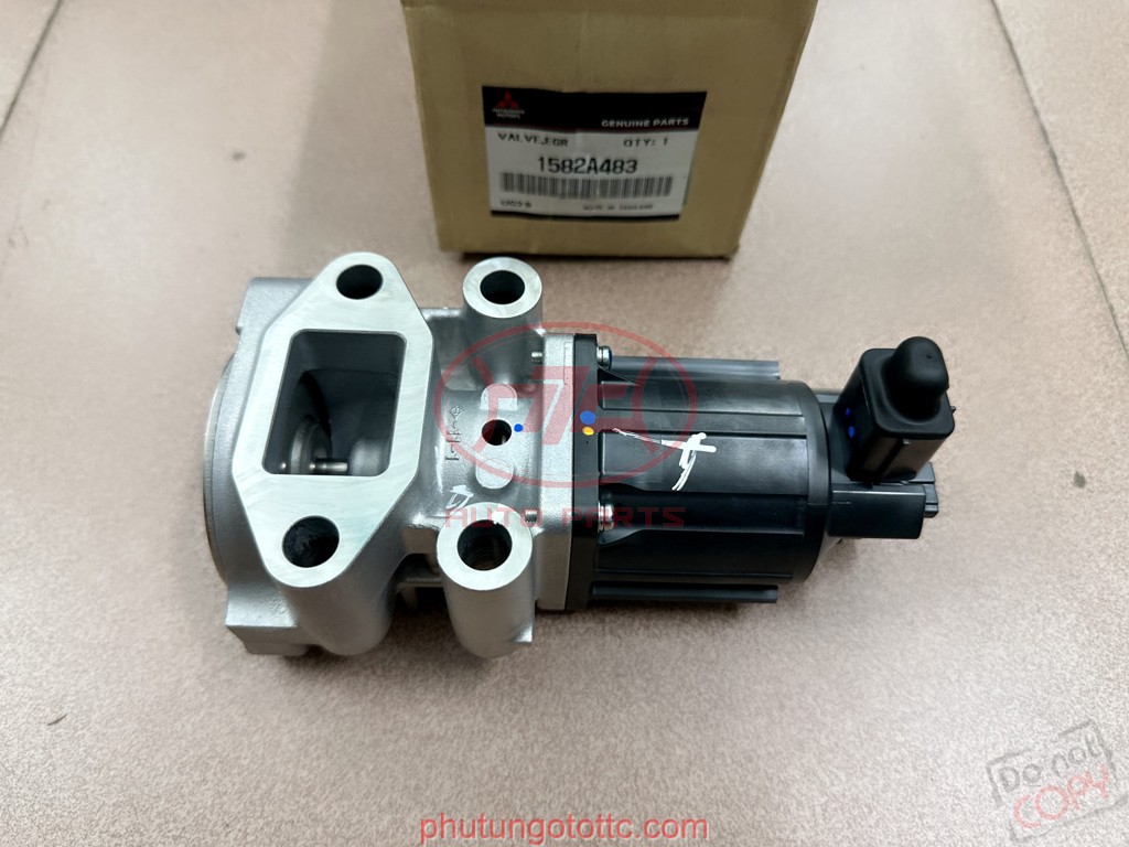 Van tuần hoàn khí xả Triton/Pajero Sport (1582A483)