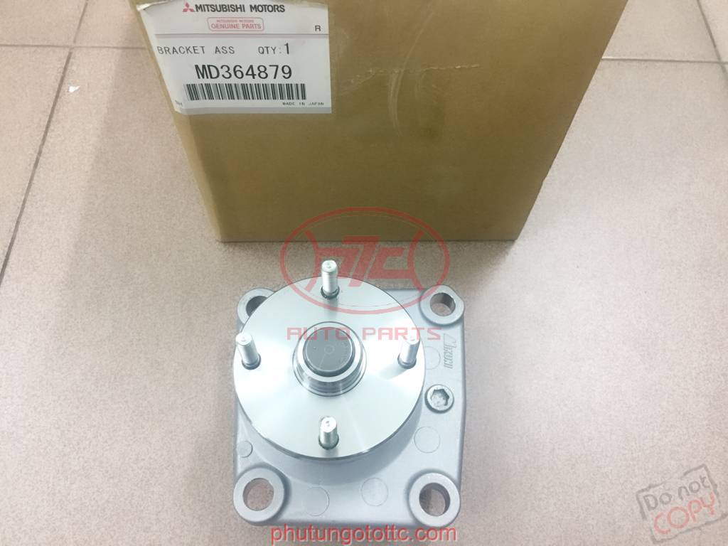 Piston phanh sau V73 - V93 MR407088