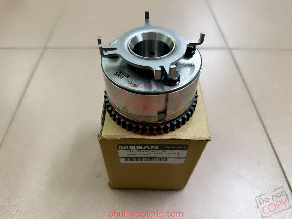 Bánh răng cam hút infiniti QX80 (130251LA0A - 13025EZ30A)