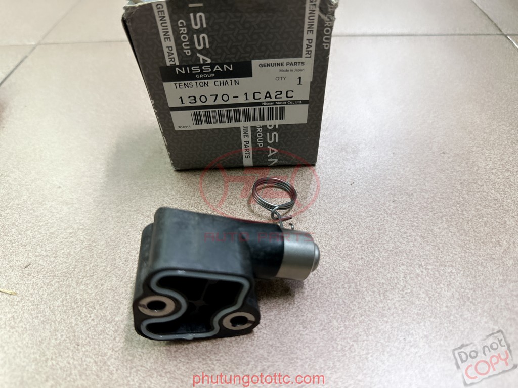 Tăng xích bơm dầu Infiniti QX80 (130701CA1B - 130701CA2C)