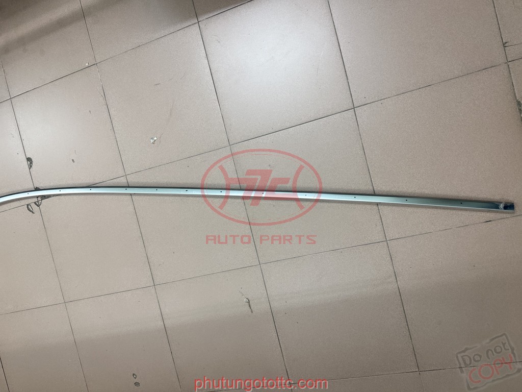 Nẹp nóc xe Peugeot 5008-2022 (YL005043VV)