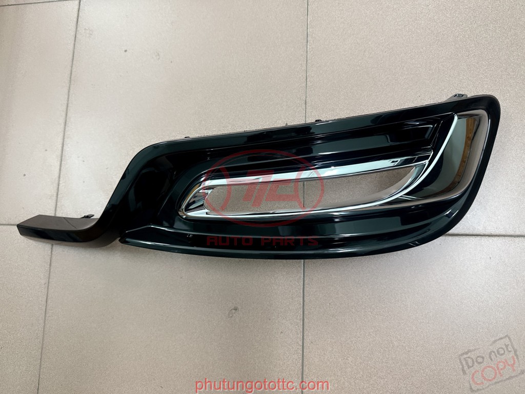 Ốp đèn cản SM5 2015 (261A25043)