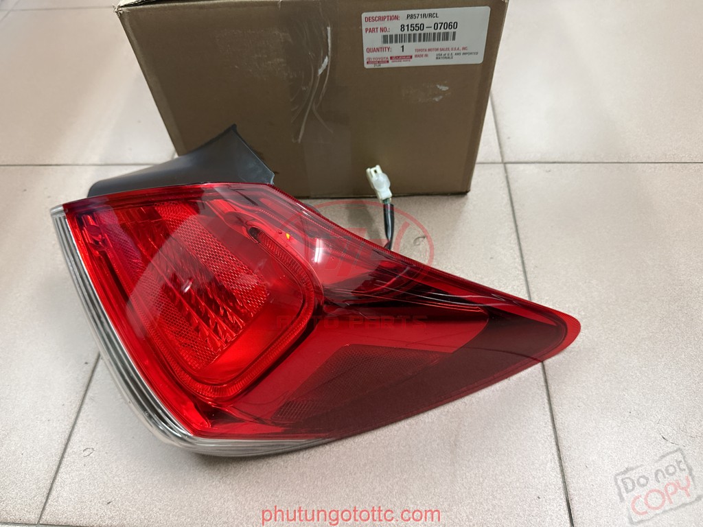 Đèn hậu ngoài Avalon 2010 (8155007060)