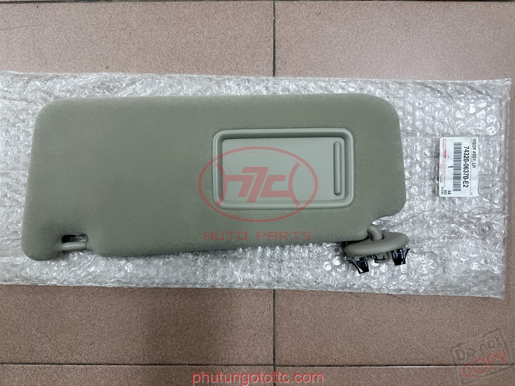 Chắn nắng trong xe Camry 2010 VN (LH) (7432006370E2)
