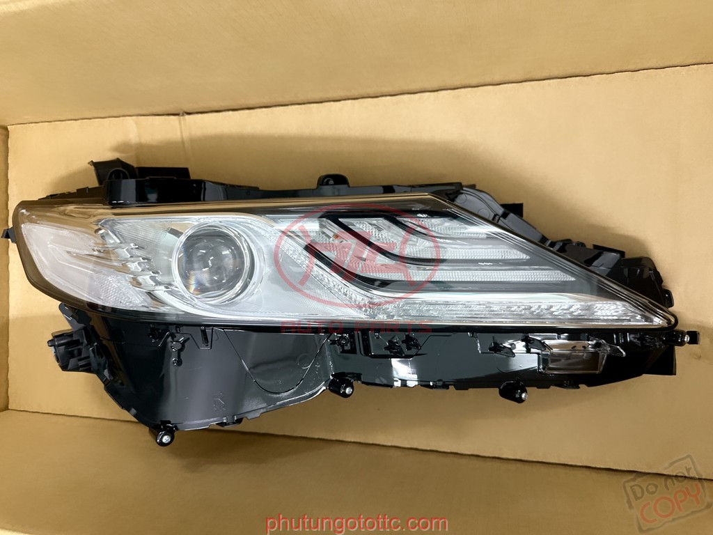 Đèn pha Camry 2023 2.5Q (8114506G70)