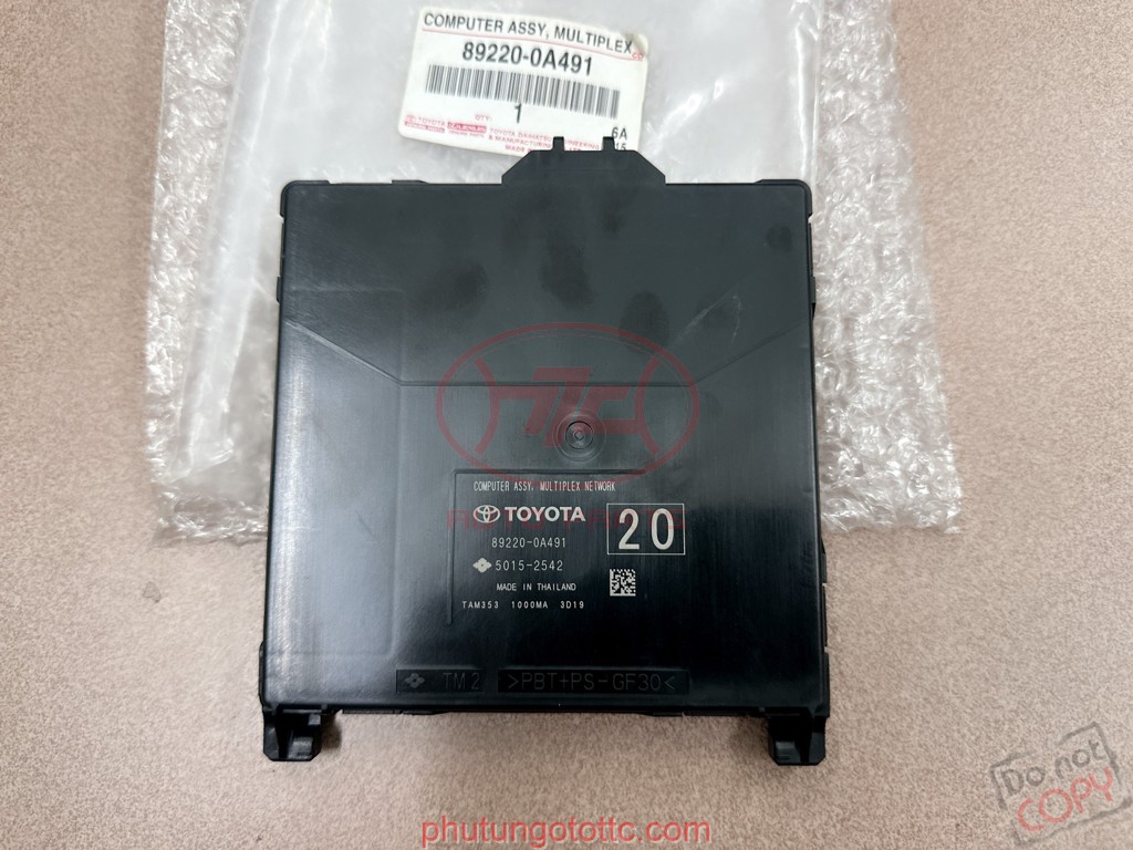 Hộp cầu chì trong xe Cross 2022 (trong,nhỏ) (892200A491 - 892200A490)
