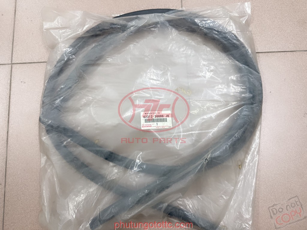 Chắn bùn gầm máy Crown 3.0 JZS155 5144130150