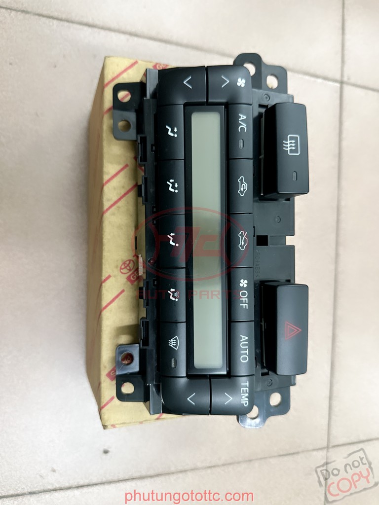 Công tắc điều khiển điều hòa Fortuner 2012 (840130K030 - 840130K140)