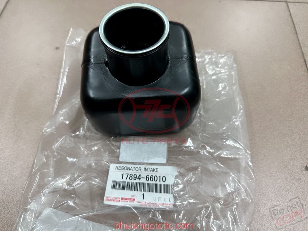 Nẹp chân kính cánh cửa sau Land FZJ105 - FZJ100 7572060051 - 7574060031