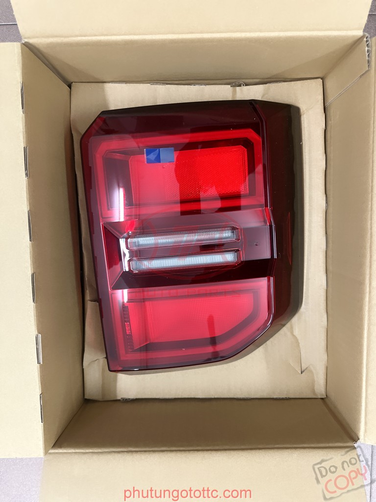Đèn hậu Prado 2024 LC250 (8156160D70)