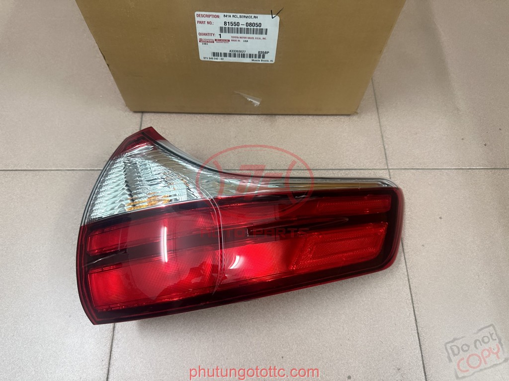 Đèn hậu ngoài Sienna 2018 (8155008050)