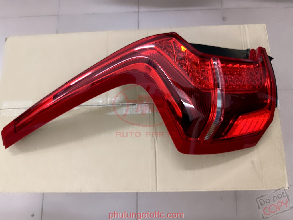 Đèn hậu XC90 (31655915)